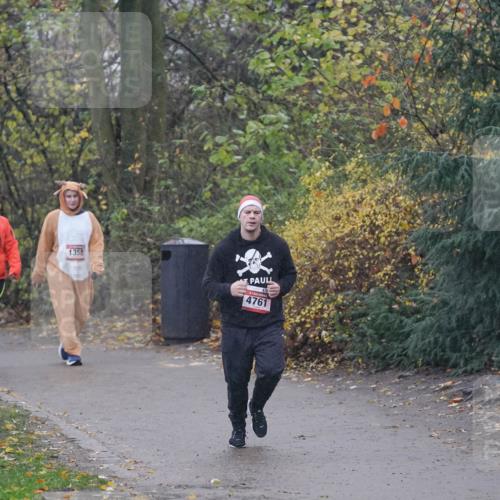 07.12.2025 - St. Pauli X-Mass-Run No. 15 Michael Burmester http://msf.ph/oto/9415367 07.12.2025 10:09:58 Laufen 2622, 1434, 1358, 4761 meine-sportfotos.de