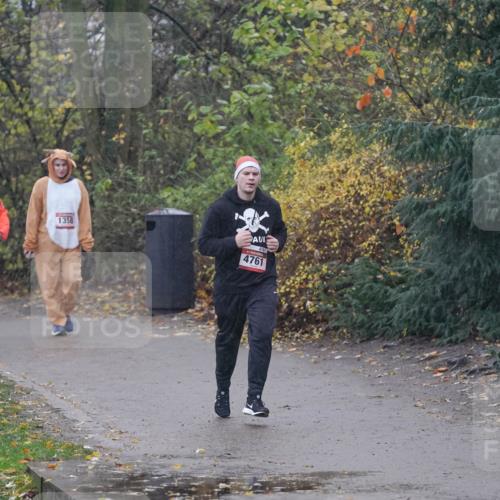 07.12.2025 - St. Pauli X-Mass-Run No. 15 Michael Burmester http://msf.ph/oto/9415368 07.12.2025 10:09:59 Laufen 2622, 1434, 1358, 4761, 4761 meine-sportfotos.de