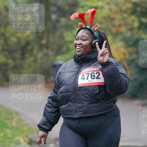 07.12.2025 - St. Pauli X-Mass-Run No. 15 Michael Burmester http://msf.ph/oto/9415375 07.12.2025 10:11:10 Laufen 15, 4762 meine-sportfotos.de