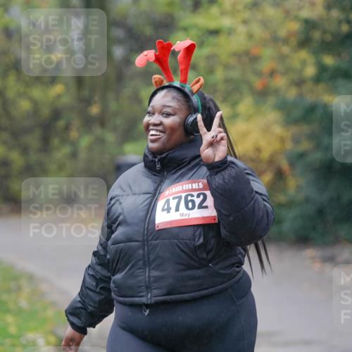 07.12.2025 - St. Pauli X-Mass-Run No. 15 Michael Burmester http://msf.ph/oto/9415376 07.12.2025 10:11:10 Laufen 15, 4762 meine-sportfotos.de