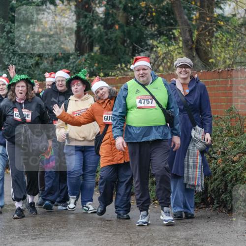 07.12.2025 - St. Pauli X-Mass-Run No. 15 Michael Burmester http://msf.ph/oto/9415412 07.12.2025 10:12:34 Laufen 4757 meine-sportfotos.de