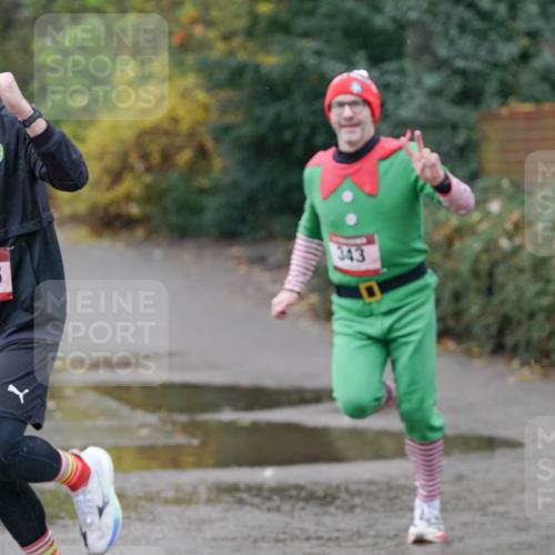 07.12.2025 - St. Pauli X-Mass-Run No. 15 Michael Burmester http://msf.ph/oto/9415447 07.12.2025 10:18:02 Laufen 1941, 1818, 343 meine-sportfotos.de