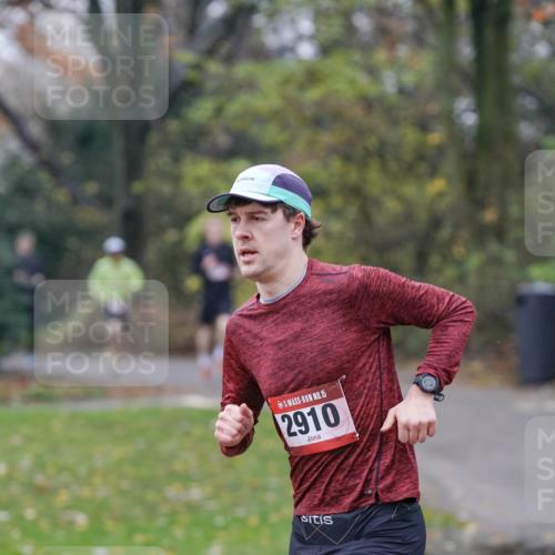 07.12.2025 - St. Pauli X-Mass-Run No. 15 Michael Burmester http://msf.ph/oto/9415455 07.12.2025 10:18:08 Laufen 15, 2910 meine-sportfotos.de