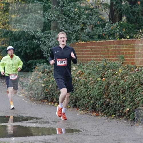 07.12.2025 - St. Pauli X-Mass-Run No. 15 Michael Burmester http://msf.ph/oto/9415457 07.12.2025 10:18:15 Laufen 3267, 1817 meine-sportfotos.de