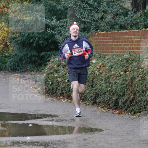 07.12.2025 - St. Pauli X-Mass-Run No. 15 Michael Burmester http://msf.ph/oto/9415489 07.12.2025 10:18:56 Laufen 828, 2558 meine-sportfotos.de