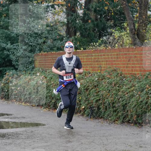 07.12.2025 - St. Pauli X-Mass-Run No. 15 Michael Burmester http://msf.ph/oto/9415497 07.12.2025 10:19:00 Laufen 1268, 828 meine-sportfotos.de