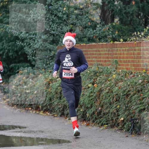 07.12.2025 - St. Pauli X-Mass-Run No. 15 Michael Burmester http://msf.ph/oto/9415506 07.12.2025 10:19:06 Laufen 239, 2054 meine-sportfotos.de
