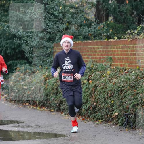 07.12.2025 - St. Pauli X-Mass-Run No. 15 Michael Burmester http://msf.ph/oto/9415507 07.12.2025 10:19:06 Laufen 23, 15, 2054 meine-sportfotos.de