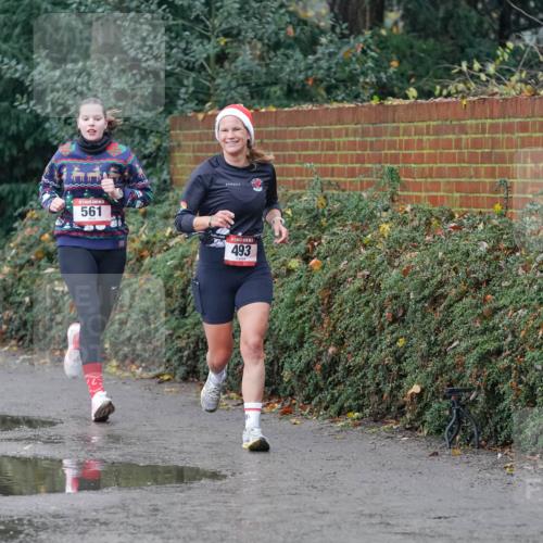 07.12.2025 - St. Pauli X-Mass-Run No. 15 Michael Burmester http://msf.ph/oto/9415519 07.12.2025 10:19:14 Laufen 0, 561, 493 meine-sportfotos.de