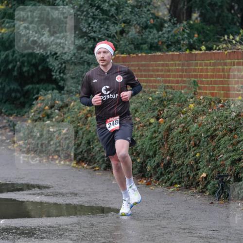 07.12.2025 - St. Pauli X-Mass-Run No. 15 Michael Burmester http://msf.ph/oto/9415535 07.12.2025 10:19:18 Laufen 248 meine-sportfotos.de