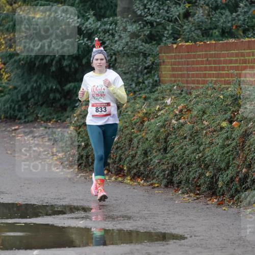 07.12.2025 - St. Pauli X-Mass-Run No. 15 Michael Burmester http://msf.ph/oto/9415553 07.12.2025 10:19:28 Laufen 15, 833 meine-sportfotos.de