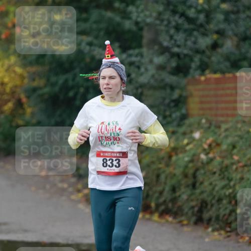 07.12.2025 - St. Pauli X-Mass-Run No. 15 Michael Burmester http://msf.ph/oto/9415559 07.12.2025 10:19:31 Laufen 15, 833 meine-sportfotos.de