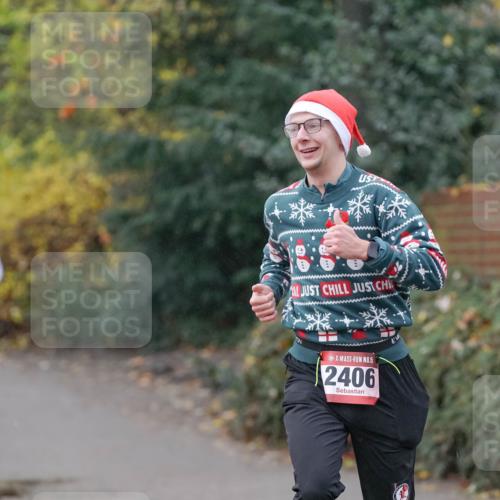 07.12.2025 - St. Pauli X-Mass-Run No. 15 Michael Burmester http://msf.ph/oto/9415623 07.12.2025 10:20:12 Laufen 5, 2406 meine-sportfotos.de