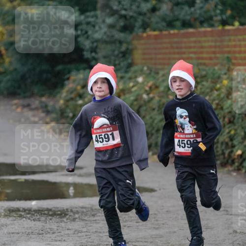07.12.2025 - St. Pauli X-Mass-Run No. 15 Michael Burmester http://msf.ph/oto/9415649 07.12.2025 10:20:22 Laufen 15, 4591, 15, 459 meine-sportfotos.de