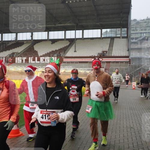 07.12.2025 - St. Pauli X-Mass-Run No. 15 Fabian Wolf http://msf.ph/oto/9416443 07.12.2025 11:09:37 Ziel 59, 66, 266, 330, 814, 971, 1084, 1157, 1463, 1477, 1579, 1582, 1641, 1851, 1870, 1945, 1974, 2042, 3151, 4190, 4191 meine-sportfotos.de