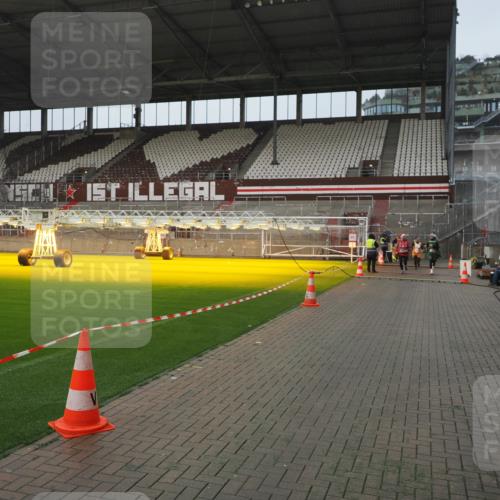 07.12.2025 - St. Pauli X-Mass-Run No. 15 Fabian Wolf http://msf.ph/oto/9416765 07.12.2025 11:11:39 Ziel 689, 690, 1309, 1321, 1589, 1711, 1714, 1767, 1770 meine-sportfotos.de