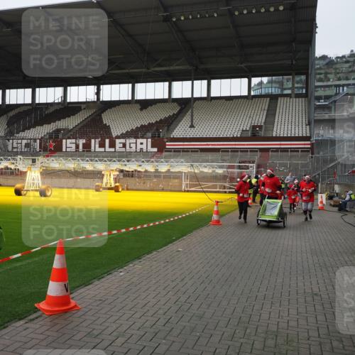 07.12.2025 - St. Pauli X-Mass-Run No. 15 Fabian Wolf http://msf.ph/oto/9417350 07.12.2025 11:17:19 Ziel 551, 1122, 1125, 1127, 1130, 1340, 1529, 1531, 1686, 2766, 2846, 2849 meine-sportfotos.de
