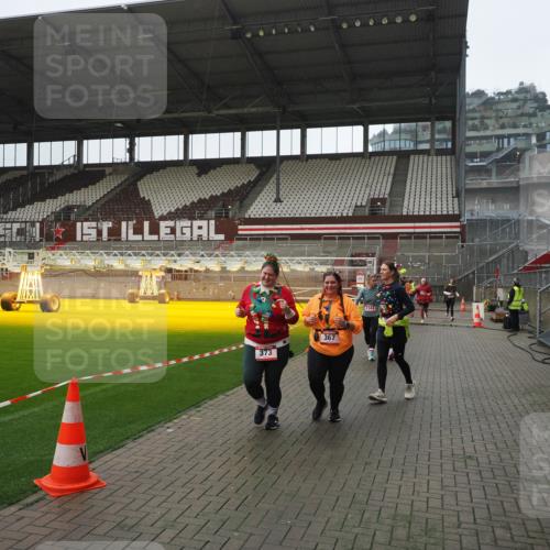 07.12.2025 - St. Pauli X-Mass-Run No. 15 Fabian Wolf http://msf.ph/oto/9417641 07.12.2025 11:19:40 Ziel 367, 373, 797, 1336, 1343, 1563, 2217, 3160 meine-sportfotos.de