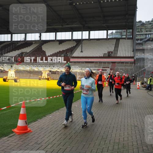 07.12.2025 - St. Pauli X-Mass-Run No. 15 Fabian Wolf http://msf.ph/oto/9418589 07.12.2025 11:26:51 Ziel 205, 209, 2024, 2026, 2175, 2176, 2234, 2236, 2237, 2240, 2789, 2790, 2813, 2942, 2972, 2979, 4884 meine-sportfotos.de