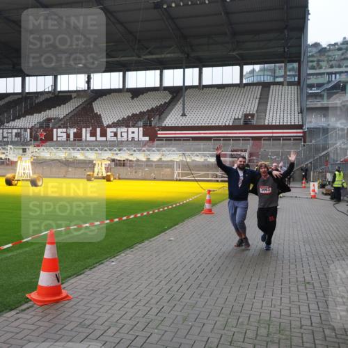 07.12.2025 - St. Pauli X-Mass-Run No. 15 Fabian Wolf http://msf.ph/oto/9418795 07.12.2025 11:28:08 Ziel 1082, 2138, 2139, 2192, 2196, 2655, 2930, 2980, 3027, 3057, 3063, 3074, 4644, 4653, 4655 meine-sportfotos.de