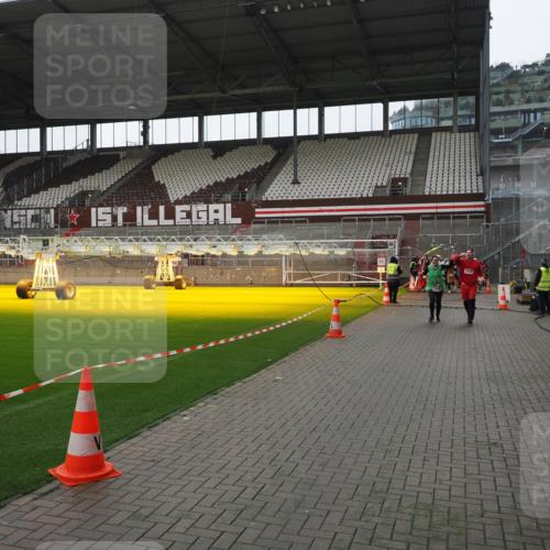07.12.2025 - St. Pauli X-Mass-Run No. 15 Fabian Wolf http://msf.ph/oto/9418844 07.12.2025 11:28:25 Ziel 1897, 2162, 2163, 2164, 2808, 2845, 3599, 3670, 4641, 4653 meine-sportfotos.de