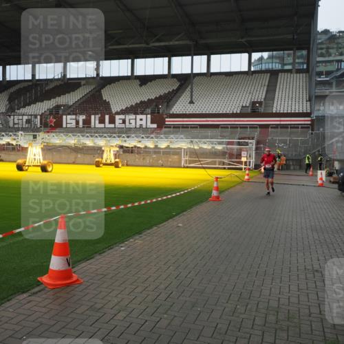 07.12.2025 - St. Pauli X-Mass-Run No. 15 Fabian Wolf http://msf.ph/oto/9419867 07.12.2025 11:35:15 Ziel 240, 2150, 2481, 3005, 3148, 3149 meine-sportfotos.de