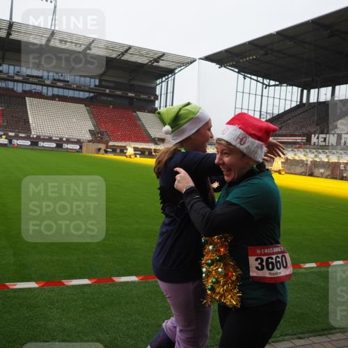 07.12.2025 - St. Pauli X-Mass-Run No. 15 Fabian Wolf http://msf.ph/oto/9422148 07.12.2025 11:50:05 Ziel 2118, 2872, 3660, 3697, 3778 meine-sportfotos.de