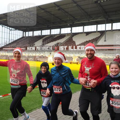 07.12.2025 - St. Pauli X-Mass-Run No. 15 Fabian Wolf http://msf.ph/oto/9422282 07.12.2025 11:51:23 Ziel 2374, 2585, 2589, 2670, 2672, 3116, 3449, 3451, 3959, 4340, 4609 meine-sportfotos.de
