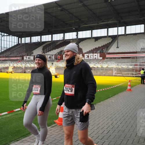 07.12.2025 - St. Pauli X-Mass-Run No. 15 Fabian Wolf http://msf.ph/oto/9423023 07.12.2025 11:56:43 Ziel 2596, 2598, 2599, 2929, 2932, 3007, 3433, 3842, 3843, 3844, 4172, 4174 meine-sportfotos.de