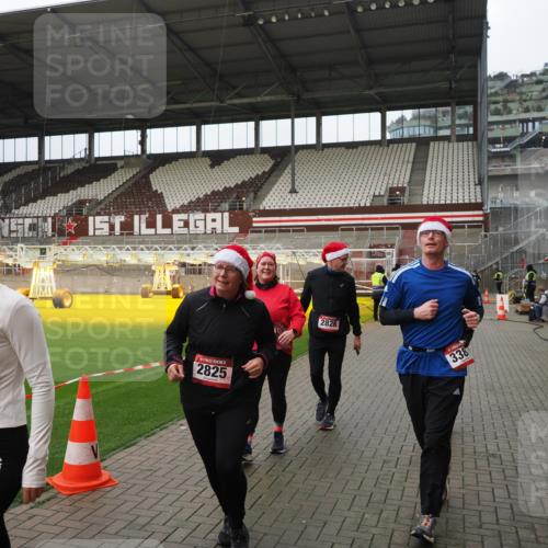 07.12.2025 - St. Pauli X-Mass-Run No. 15 Fabian Wolf http://msf.ph/oto/9423070 07.12.2025 11:56:59 Ziel 722, 1271, 2596, 2598, 2599, 2824, 2825, 2826, 3383, 3459, 4172, 4174 meine-sportfotos.de