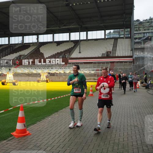 07.12.2025 - St. Pauli X-Mass-Run No. 15 Fabian Wolf http://msf.ph/oto/9423267 07.12.2025 11:58:44 Ziel 163, 409, 413, 415, 419, 589, 3192, 3533, 4312, 4505 meine-sportfotos.de