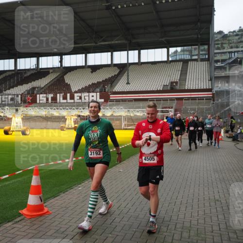 07.12.2025 - St. Pauli X-Mass-Run No. 15 Fabian Wolf http://msf.ph/oto/9423270 07.12.2025 11:58:44 Ziel 163, 409, 413, 415, 419, 589, 3192, 3533, 4312, 4505 meine-sportfotos.de