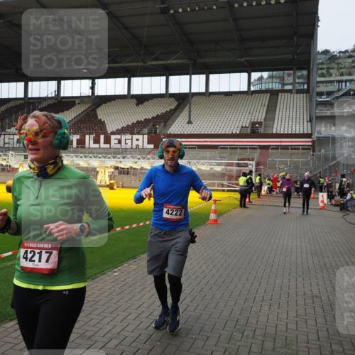 07.12.2025 - St. Pauli X-Mass-Run No. 15 Fabian Wolf http://msf.ph/oto/9424289 07.12.2025 12:06:32 Ziel 1347, 1351, 1353, 1956, 1957, 2018, 2415, 4217, 4219, 4222, 4783, 4784 meine-sportfotos.de