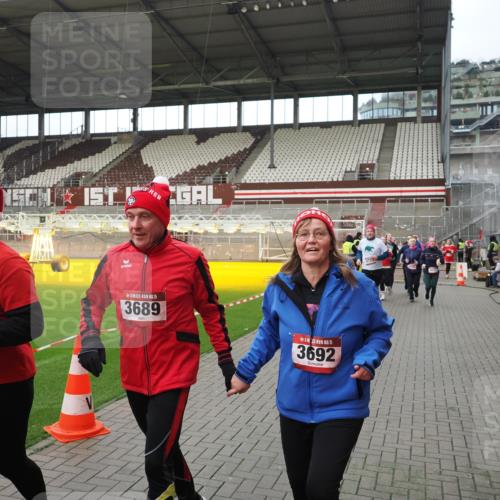07.12.2025 - St. Pauli X-Mass-Run No. 15 Fabian Wolf http://msf.ph/oto/9424362 07.12.2025 12:06:56 Ziel 276, 339, 345, 1844, 1846, 3689, 3692, 4017, 4018, 4033, 4143, 4314, 4328, 4342, 4345, 4346, 4360, 4361, 4390, 4416, 4725 meine-sportfotos.de