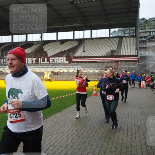 07.12.2025 - St. Pauli X-Mass-Run No. 15 Fabian Wolf http://msf.ph/oto/9424380 07.12.2025 12:07:00 Ziel 276, 1580, 1583, 1844, 1846, 3689, 3692, 4017, 4018, 4033, 4143, 4314, 4328, 4342, 4345, 4346, 4360, 4361, 4390, 4416, 4725 meine-sportfotos.de