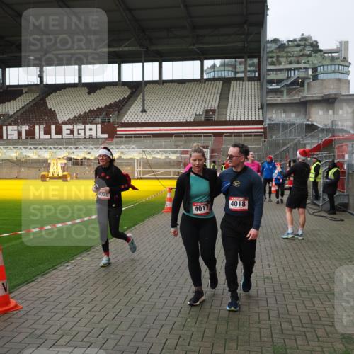 07.12.2025 - St. Pauli X-Mass-Run No. 15 Fabian Wolf http://msf.ph/oto/9424401 07.12.2025 12:07:05 Ziel 276, 1580, 1583, 3251, 3456, 4017, 4018, 4033, 4143, 4314, 4328, 4360, 4361, 4390, 4725 meine-sportfotos.de