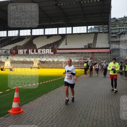 07.12.2025 - St. Pauli X-Mass-Run No. 15 Fabian Wolf http://msf.ph/oto/9424516 07.12.2025 12:07:38 Ziel 1959, 3348, 3666, 3667, 3691, 3708, 3709, 3710, 3711, 3726, 3728, 3739, 3819, 4332, 4724, 4755, 4786, 4791, 4792 meine-sportfotos.de