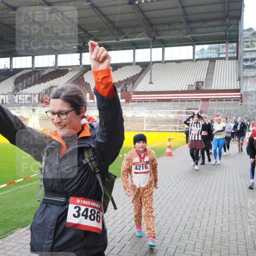 07.12.2025 - St. Pauli X-Mass-Run No. 15 Fabian Wolf http://msf.ph/oto/9424708 07.12.2025 12:08:39 Ziel 1214, 1219, 1253, 1269, 1270, 1493, 1514, 2679, 2873, 2889, 2892, 3141, 3595, 3876, 4084, 4086, 4182, 4183, 4252, 4295, 4297, 4422, 4429, 4711, 4712, 4717 meine-sportfotos.de