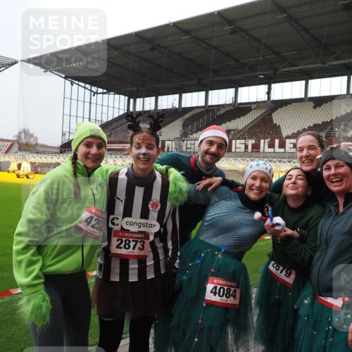 07.12.2025 - St. Pauli X-Mass-Run No. 15 Fabian Wolf http://msf.ph/oto/9424788 07.12.2025 12:09:04 Ziel 643, 775, 807, 1405, 1652, 1653, 1685, 1901, 2414, 2731, 4720 meine-sportfotos.de