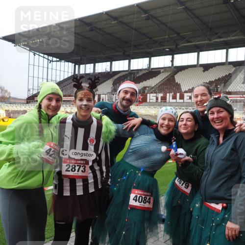 07.12.2025 - St. Pauli X-Mass-Run No. 15 Fabian Wolf http://msf.ph/oto/9424790 07.12.2025 12:09:05 Ziel 643, 775, 807, 1405, 1652, 1653, 1685, 2414, 2731 meine-sportfotos.de