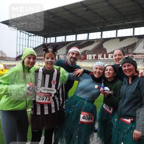 07.12.2025 - St. Pauli X-Mass-Run No. 15 Fabian Wolf http://msf.ph/oto/9424791 07.12.2025 12:09:05 Ziel 643, 775, 807, 1405, 1652, 1653, 1685, 2414, 2731 meine-sportfotos.de