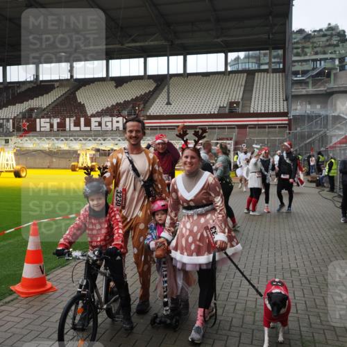 07.12.2025 - St. Pauli X-Mass-Run No. 15 Fabian Wolf http://msf.ph/oto/9424804 07.12.2025 12:09:10 Ziel 138, 643, 775, 807, 1405, 1652, 1653, 2009, 2731, 3947, 3966, 4196, 4197, 4198, 4267, 4282, 4283 meine-sportfotos.de