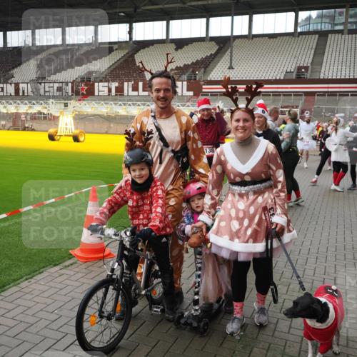 07.12.2025 - St. Pauli X-Mass-Run No. 15 Fabian Wolf http://msf.ph/oto/9424808 07.12.2025 12:09:11 Ziel 138, 643, 775, 807, 1405, 1652, 1653, 2009, 2731, 3538, 3947, 3955, 3966, 4196, 4197, 4198, 4267, 4282, 4283 meine-sportfotos.de