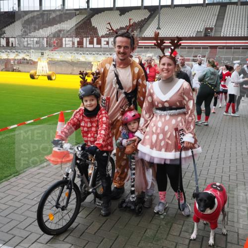 07.12.2025 - St. Pauli X-Mass-Run No. 15 Fabian Wolf http://msf.ph/oto/9424812 07.12.2025 12:09:13 Ziel 138, 643, 775, 807, 1405, 1725, 1727, 2009, 2731, 3538, 3947, 3955, 3966, 4196, 4197, 4198, 4267, 4282, 4283 meine-sportfotos.de