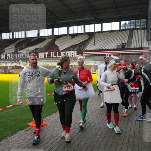 07.12.2025 - St. Pauli X-Mass-Run No. 15 Fabian Wolf http://msf.ph/oto/9424836 07.12.2025 12:09:22 Ziel 138, 1725, 1727, 2009, 3538, 3947, 3955, 3966, 4196, 4197, 4198, 4267, 4282, 4283 meine-sportfotos.de