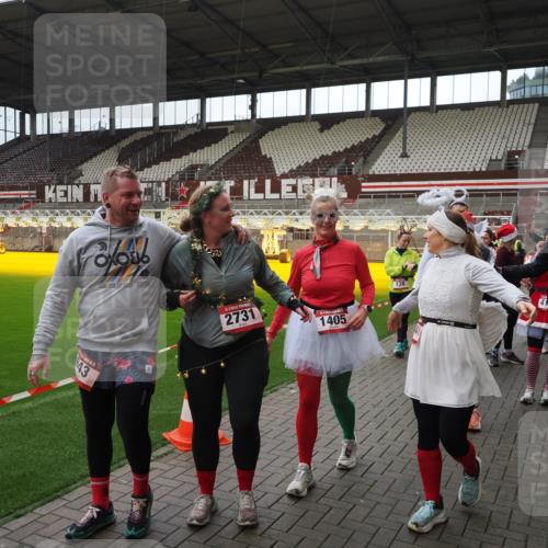 07.12.2025 - St. Pauli X-Mass-Run No. 15 Fabian Wolf http://msf.ph/oto/9424839 07.12.2025 12:09:23 Ziel 138, 1725, 1727, 2009, 3538, 3947, 3955, 3966, 4196, 4197, 4198, 4267, 4282, 4283 meine-sportfotos.de