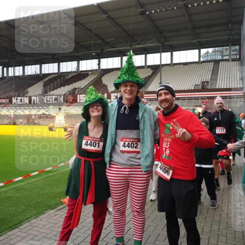 07.12.2025 - St. Pauli X-Mass-Run No. 15 Fabian Wolf http://msf.ph/oto/9425014 07.12.2025 12:10:40 Ziel 208, 223, 224, 1450, 1728, 1731, 1845, 3701, 3840, 3841, 4257, 4259, 4262, 4280, 4281, 4745, 4826, 4827, 4831, 4833, 4834, 4836 meine-sportfotos.de