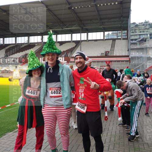 07.12.2025 - St. Pauli X-Mass-Run No. 15 Fabian Wolf http://msf.ph/oto/9425029 07.12.2025 12:10:44 Ziel 208, 223, 224, 1450, 1728, 1731, 1845, 3701, 3840, 3841, 4257, 4259, 4262, 4280, 4281, 4826, 4827, 4831, 4836 meine-sportfotos.de