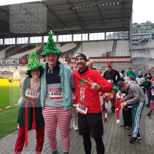 07.12.2025 - St. Pauli X-Mass-Run No. 15 Fabian Wolf http://msf.ph/oto/9425030 07.12.2025 12:10:44 Ziel 208, 223, 224, 1450, 1728, 1731, 1845, 3701, 3840, 3841, 4257, 4259, 4262, 4280, 4281, 4826, 4827, 4831, 4836 meine-sportfotos.de