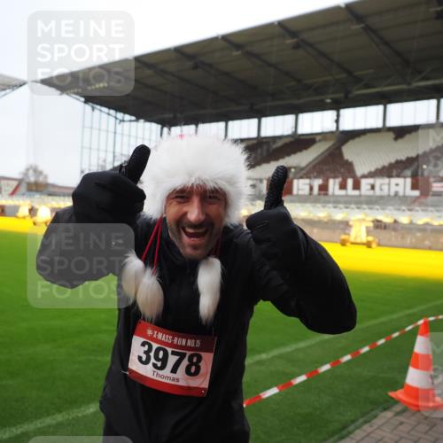 07.12.2025 - St. Pauli X-Mass-Run No. 15 Fabian Wolf http://msf.ph/oto/9425292 07.12.2025 12:13:05 Ziel 1500, 1503, 2543 meine-sportfotos.de